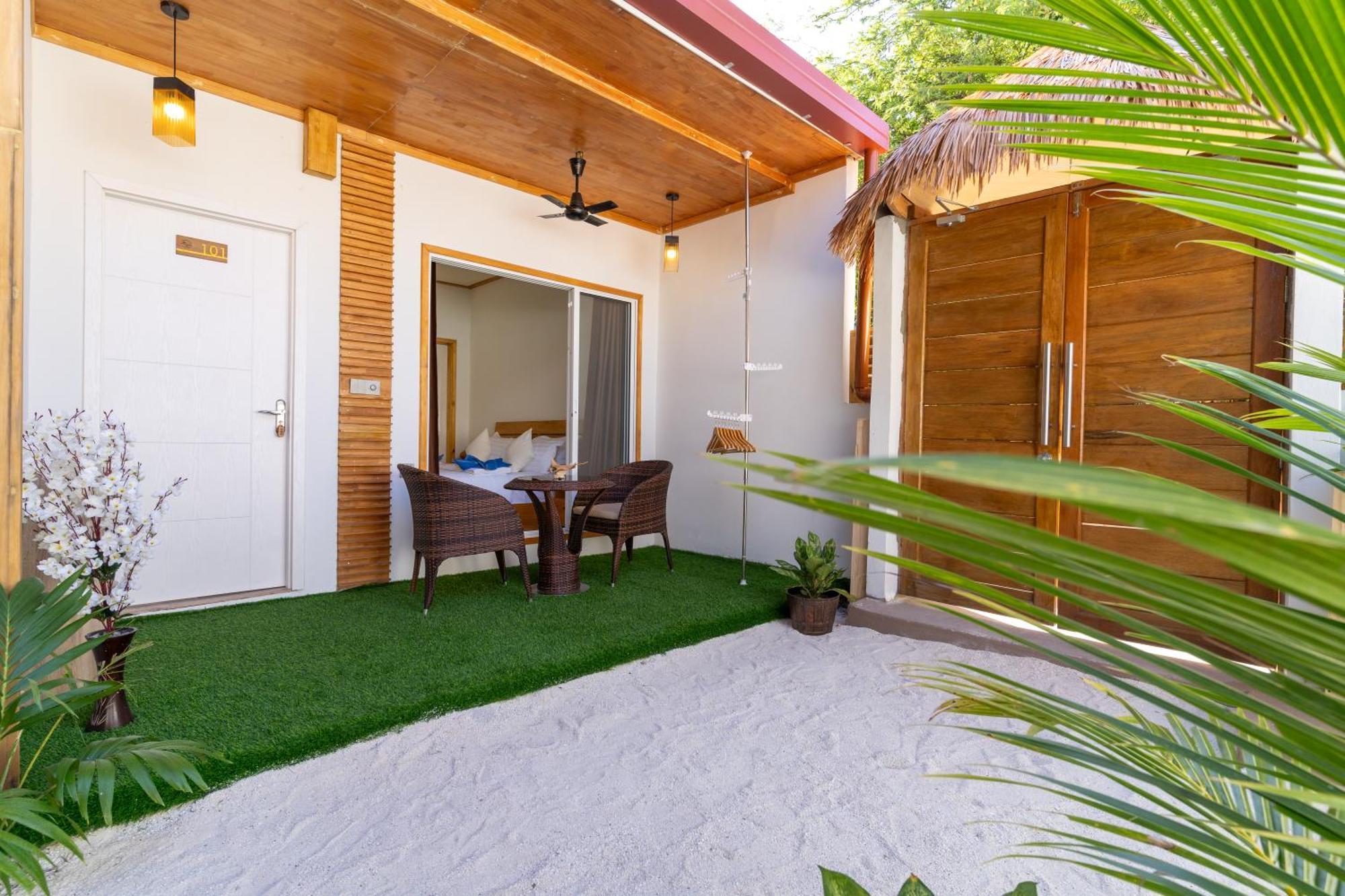 Tropico Villa Ukulhas Island Екстер'єр фото